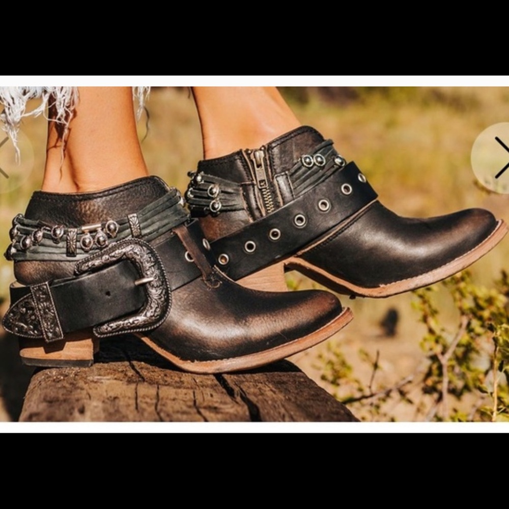 FREEBIRD SALOONS sz 7